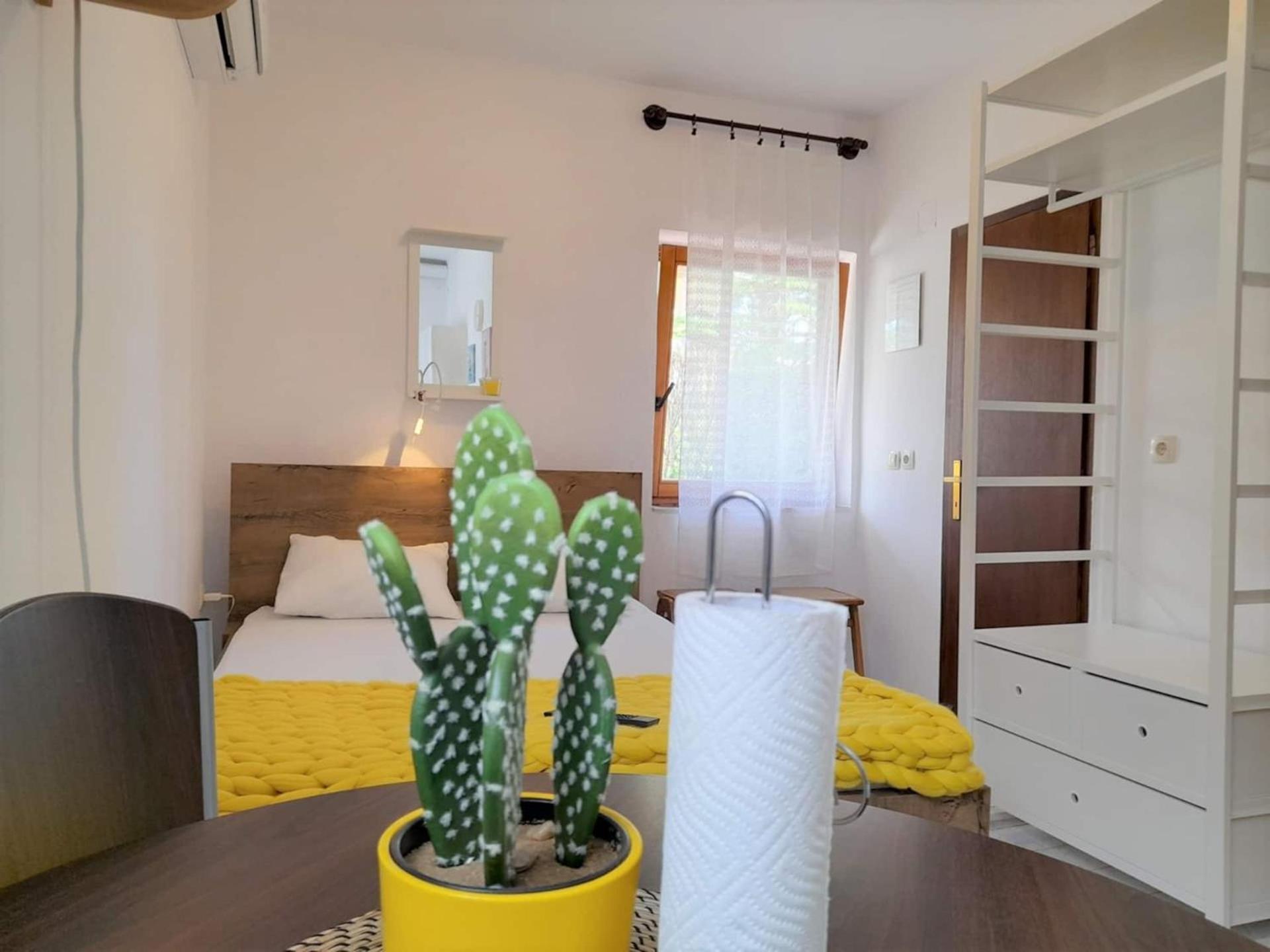 Lovely Studio Malina Close To The Beach Veglia Exterior foto
